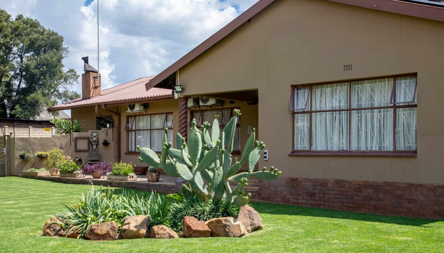 4 Bedroom Property for Sale in Deneysville Free State